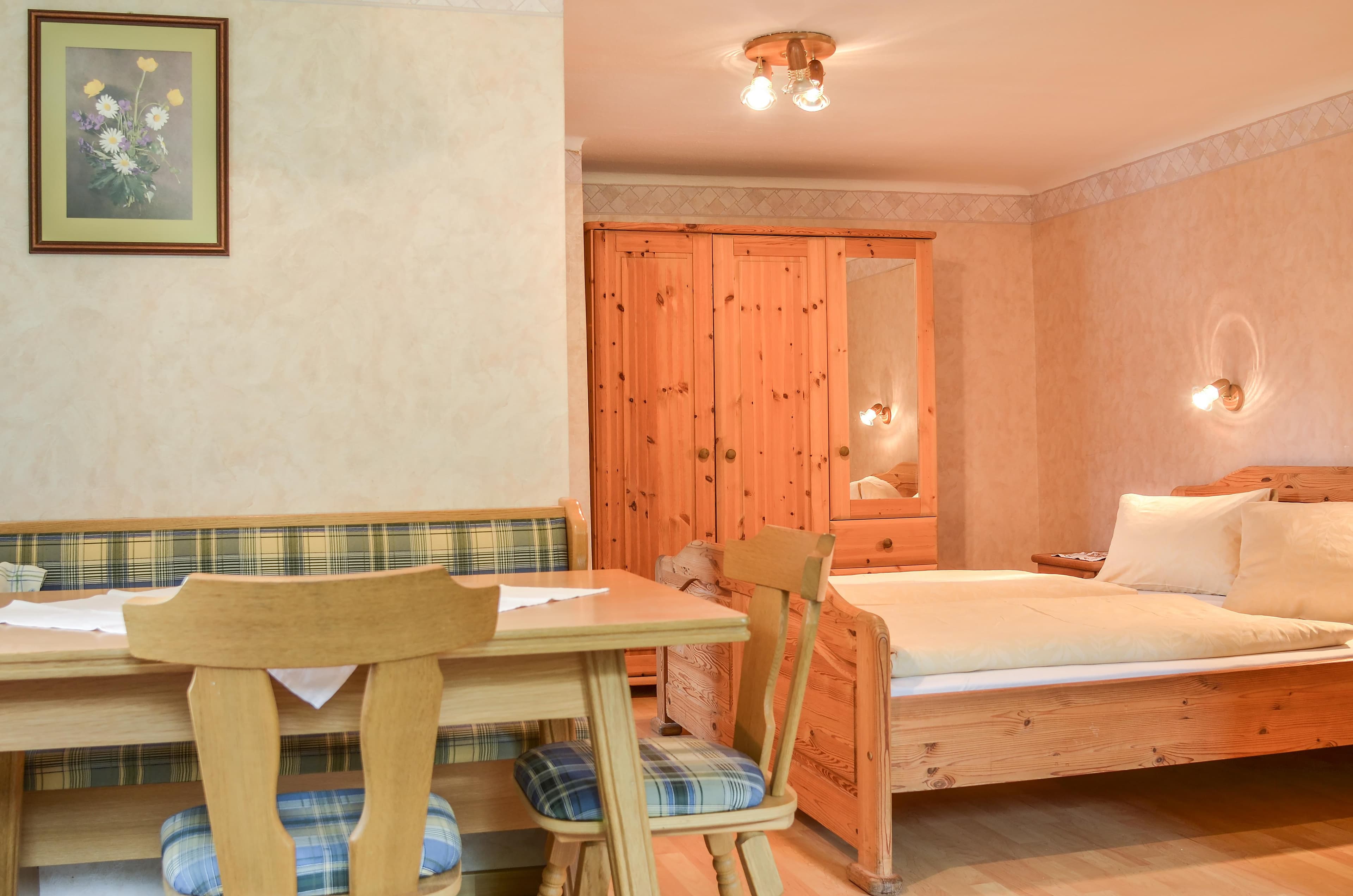 Bauernhof Krahlehen · Vierbettzimmer mit Frühstück